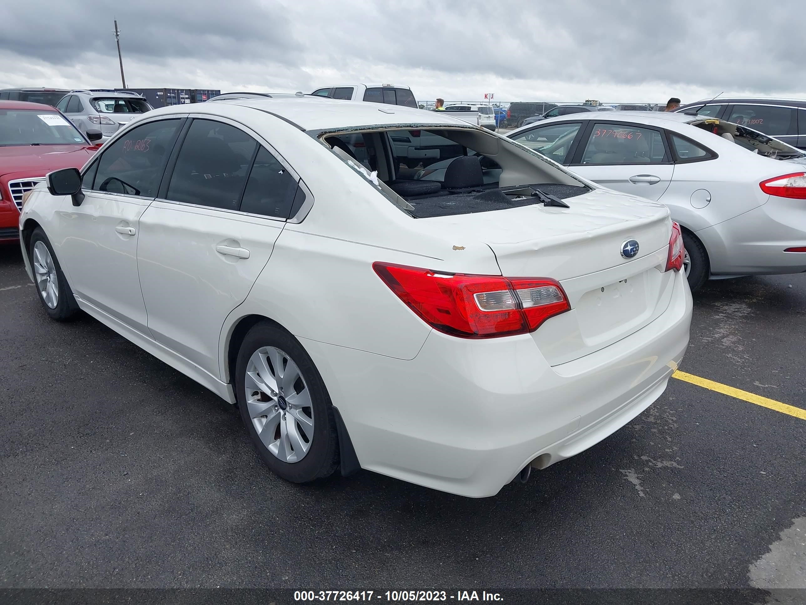 Photo 2 VIN: 4S3BNBC62F3020599 - SUBARU LEGACY 