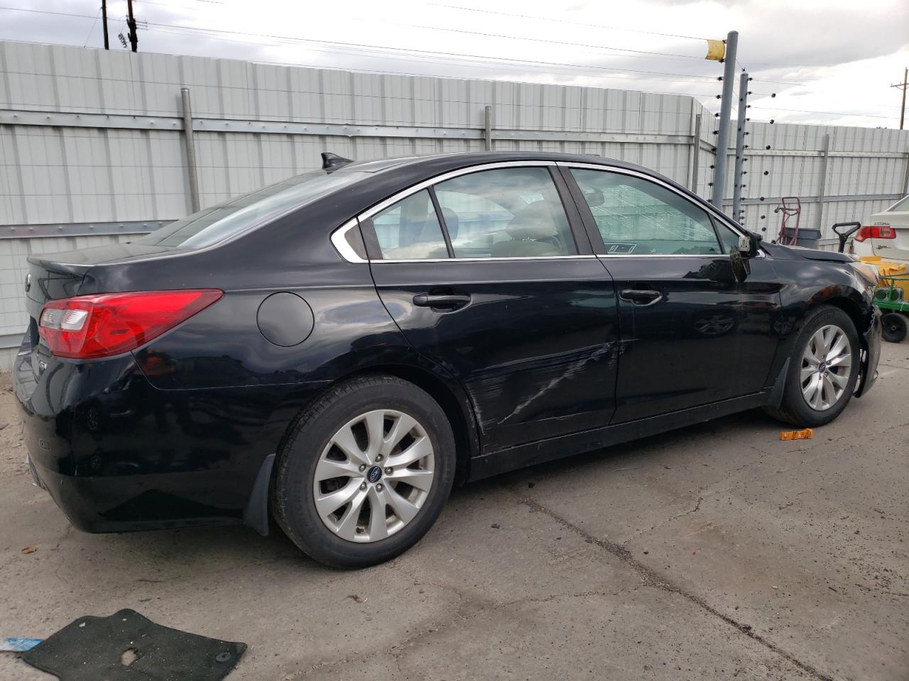 Photo 2 VIN: 4S3BNBE69G3020131 - SUBARU LEGACY 