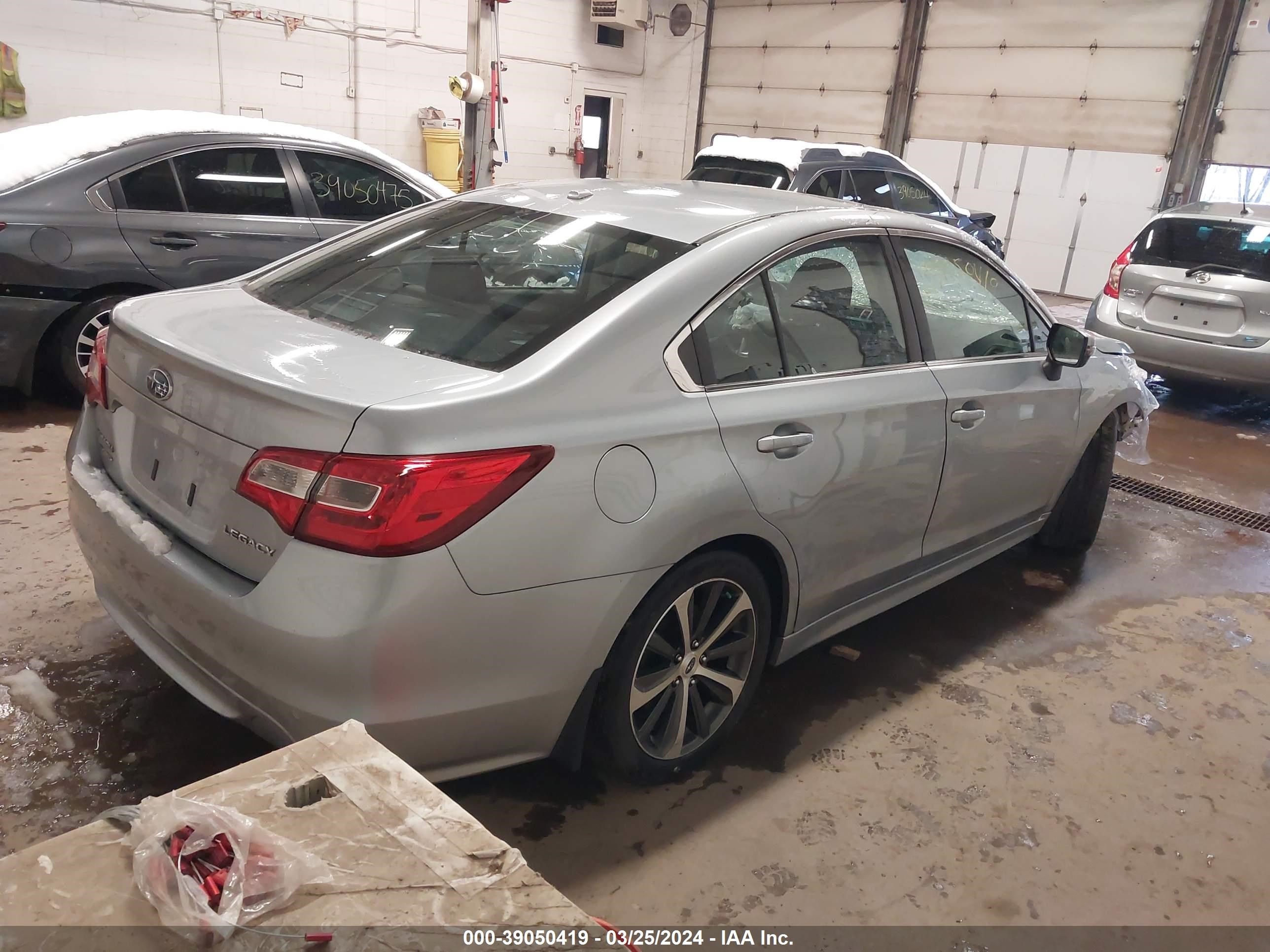 Photo 3 VIN: 4S3BNBL62F3007447 - SUBARU LEGACY 