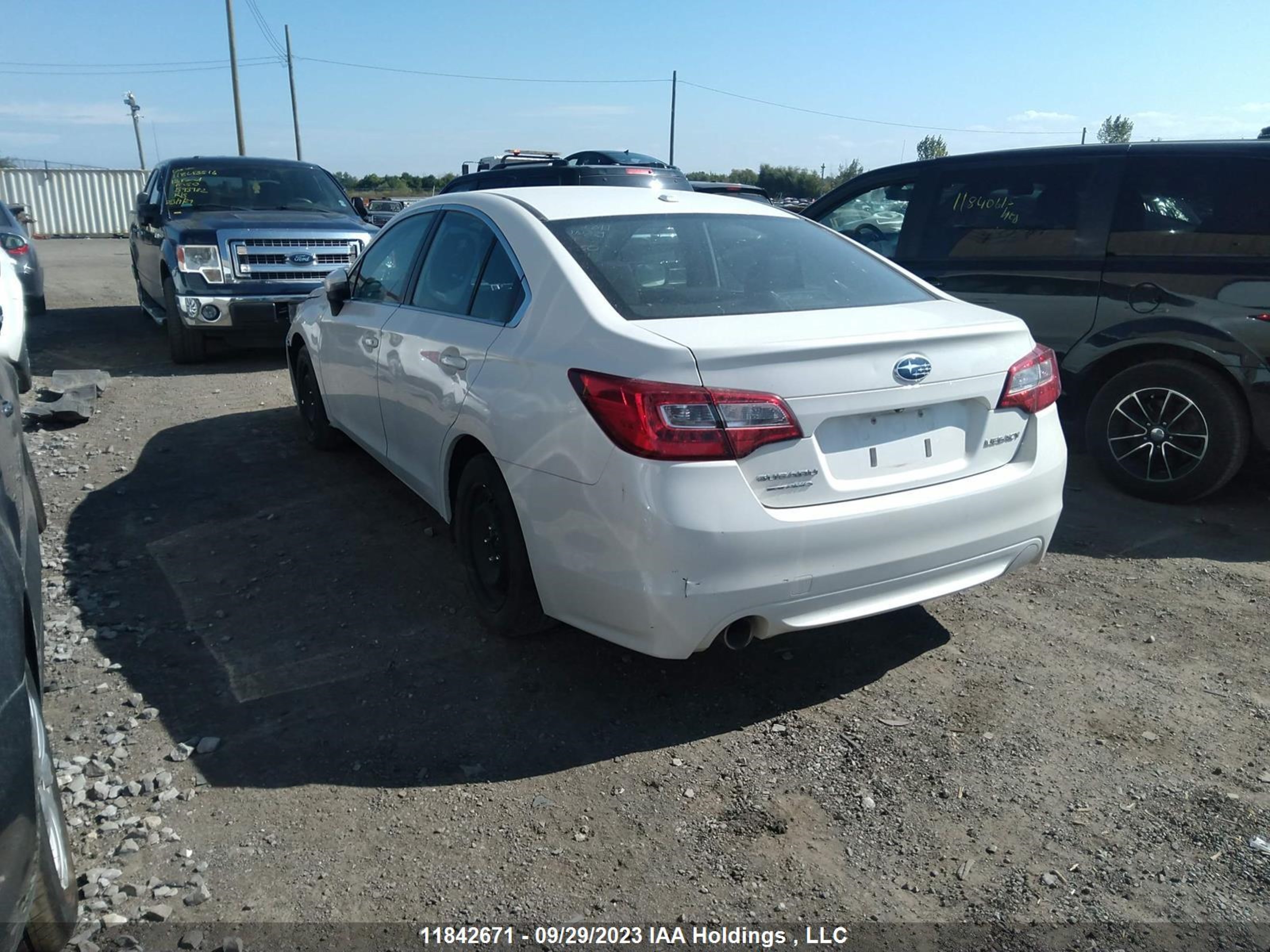 Photo 2 VIN: 4S3BNCD64F3030300 - SUBARU LEGACY 