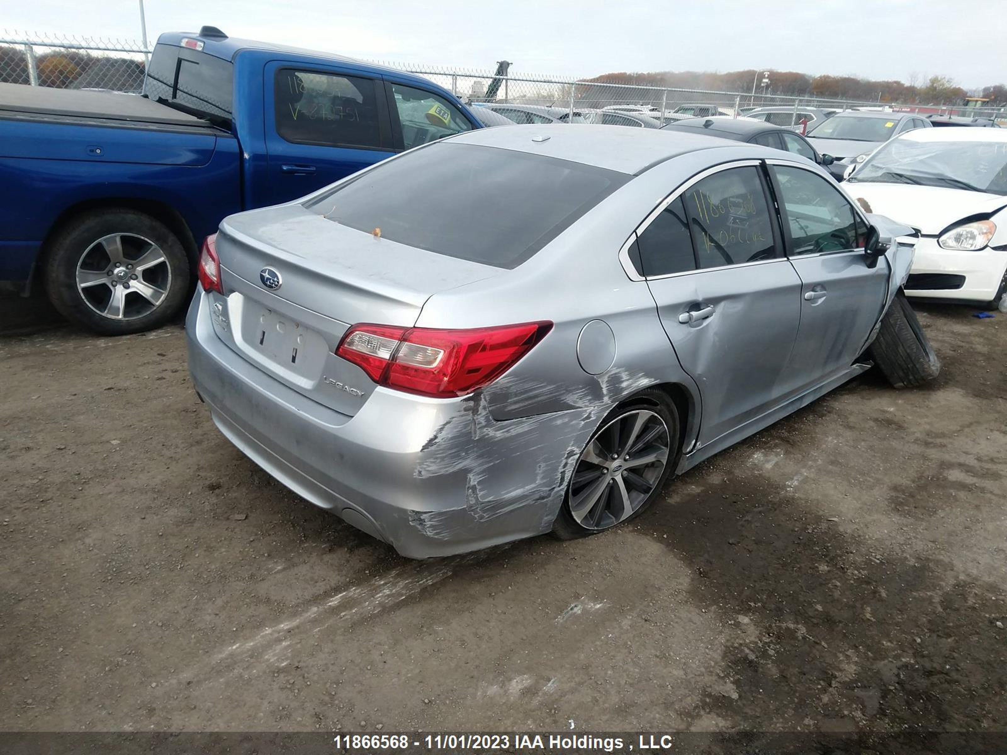 Photo 3 VIN: 4S3BNCN62F3062242 - SUBARU LEGACY 