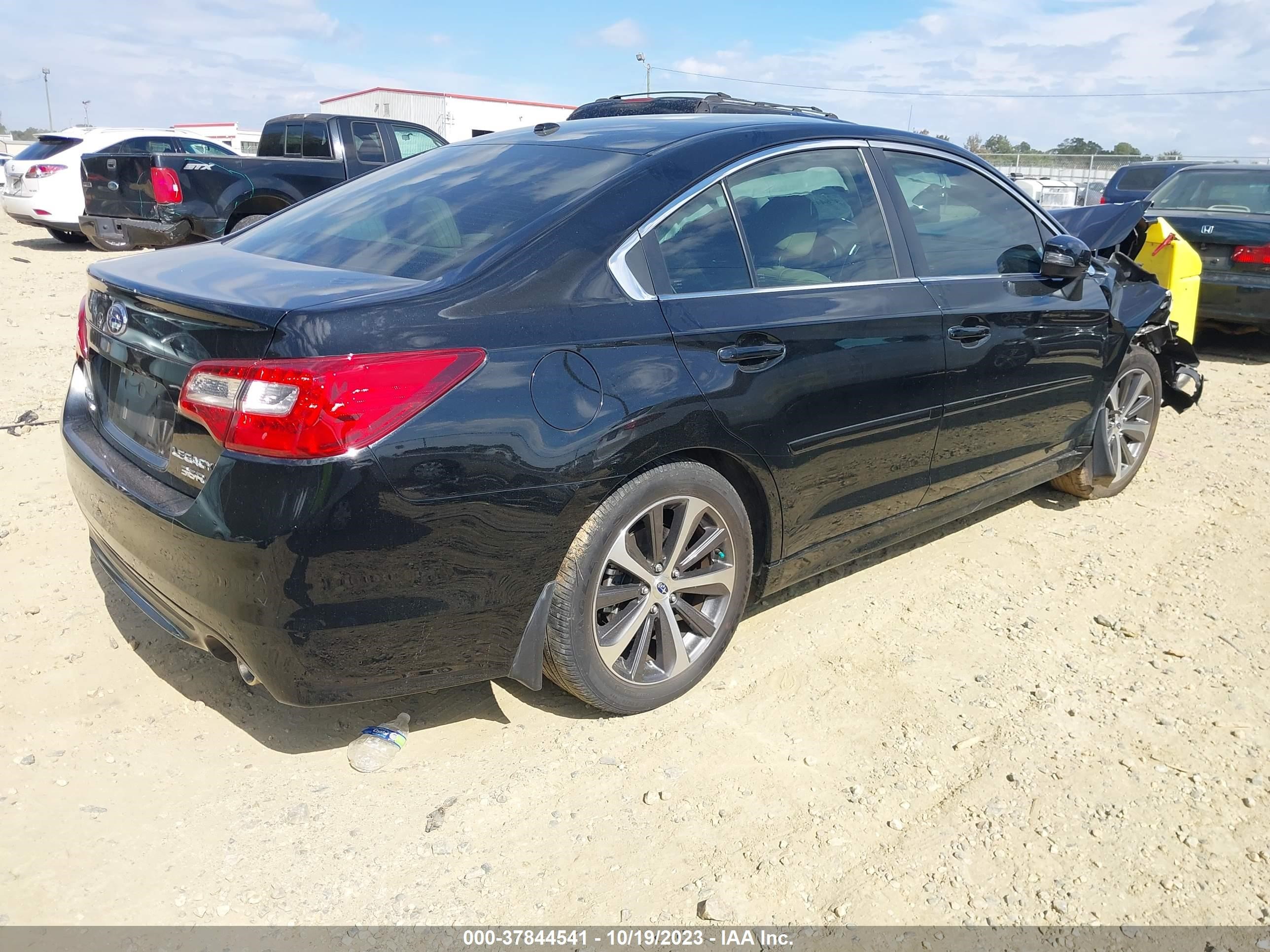 Photo 3 VIN: 4S3BNEL65F3010781 - SUBARU LEGACY 