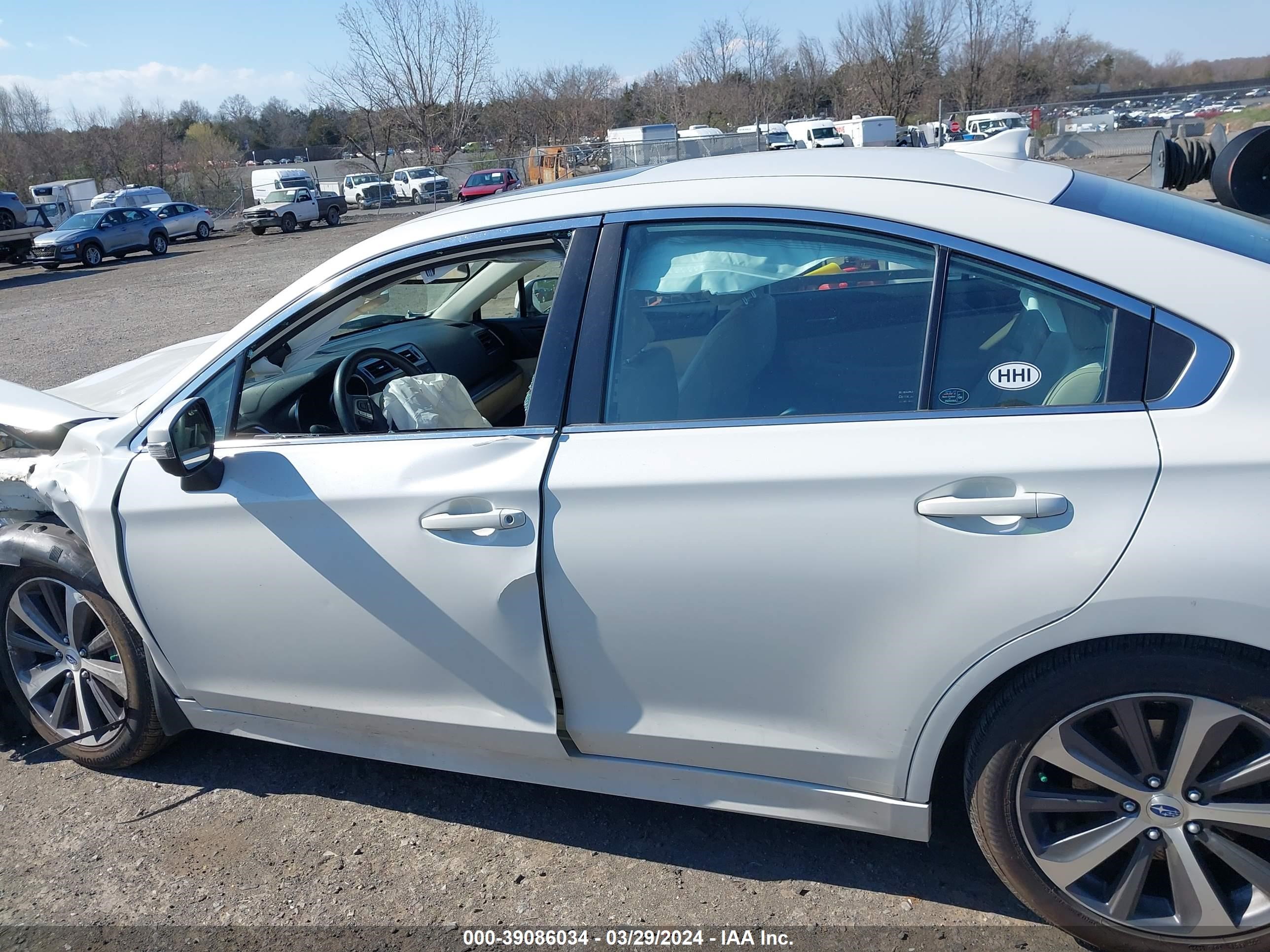 Photo 13 VIN: 4S3BNEN60G3055268 - SUBARU LEGACY 