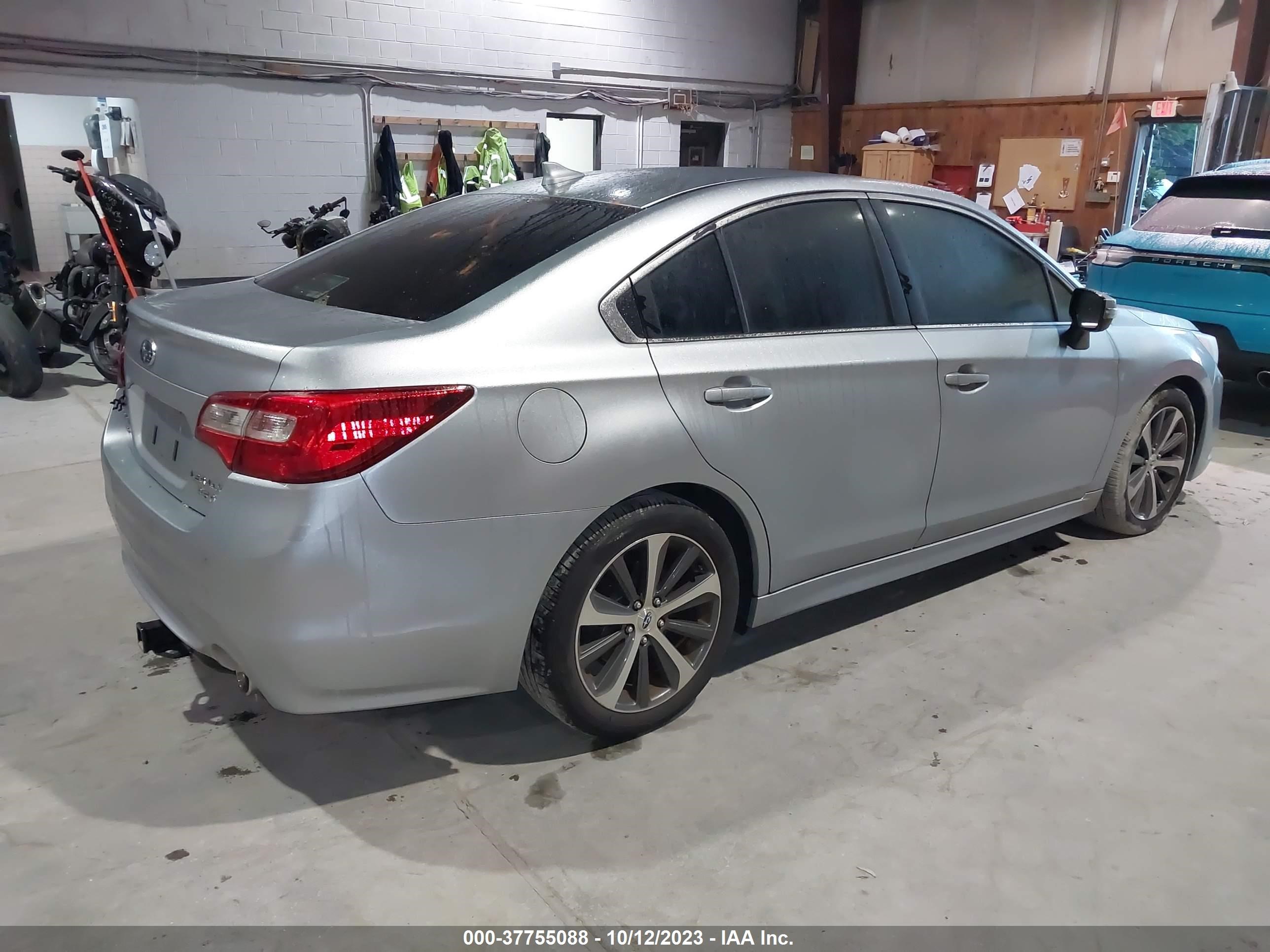 Photo 3 VIN: 4S3BNEN61H3013192 - SUBARU LEGACY 