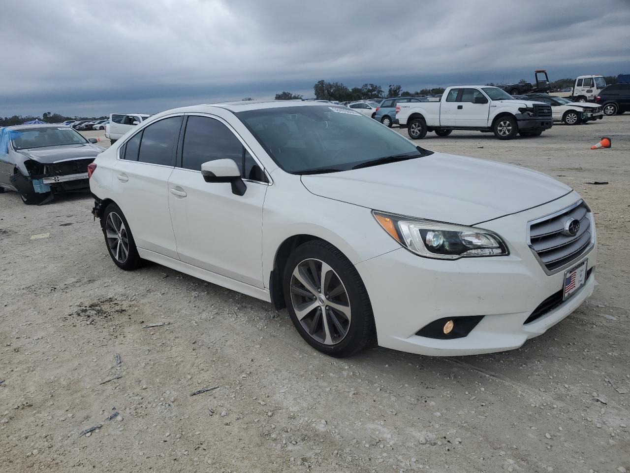 Photo 3 VIN: 4S3BNEN63H3056805 - SUBARU LEGACY 