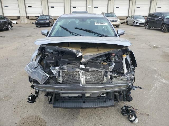 Photo 4 VIN: 4S3BNEN66J3027093 - SUBARU LEGACY 