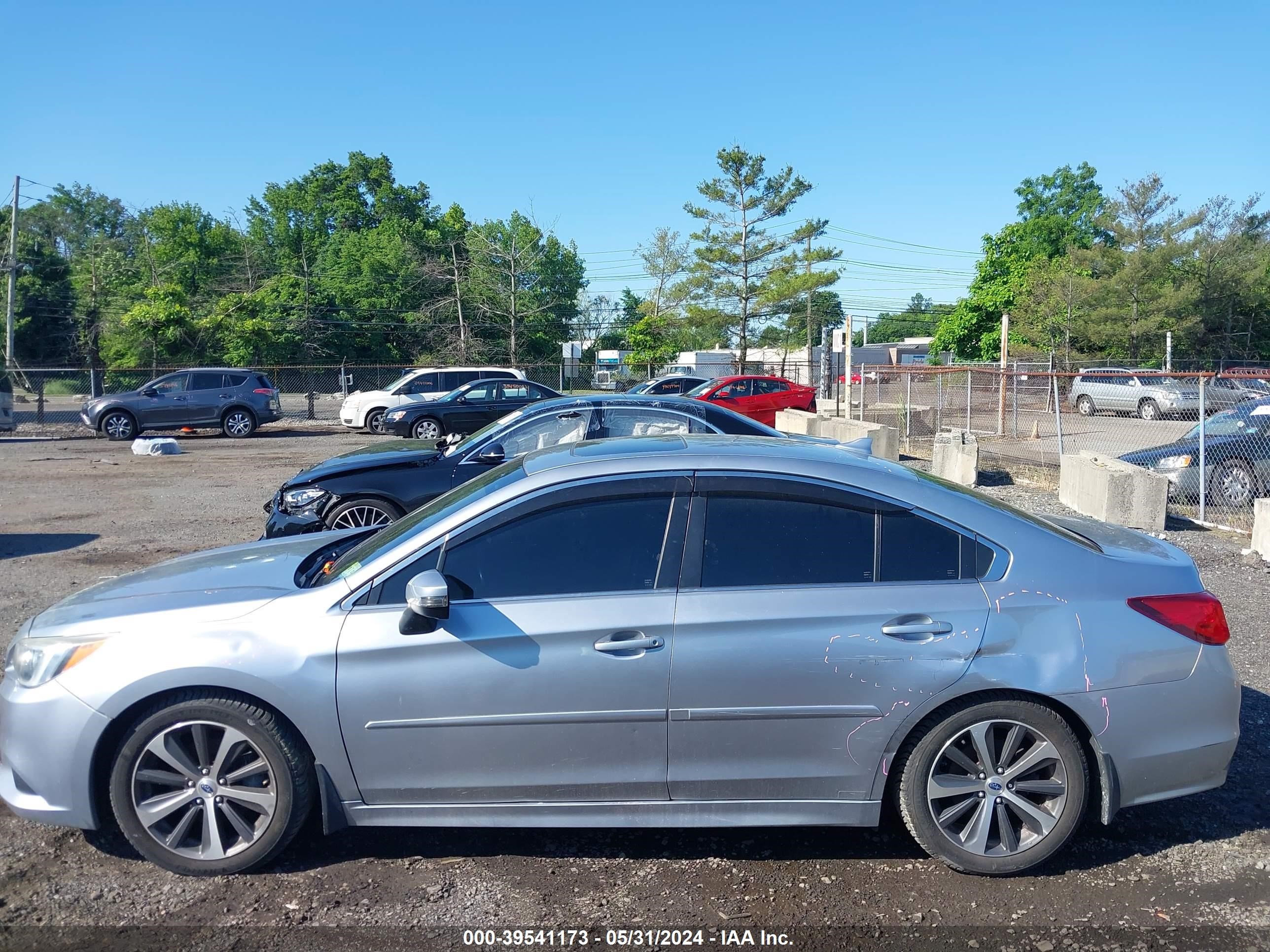 Photo 13 VIN: 4S3BNEN68G3043899 - SUBARU LEGACY 