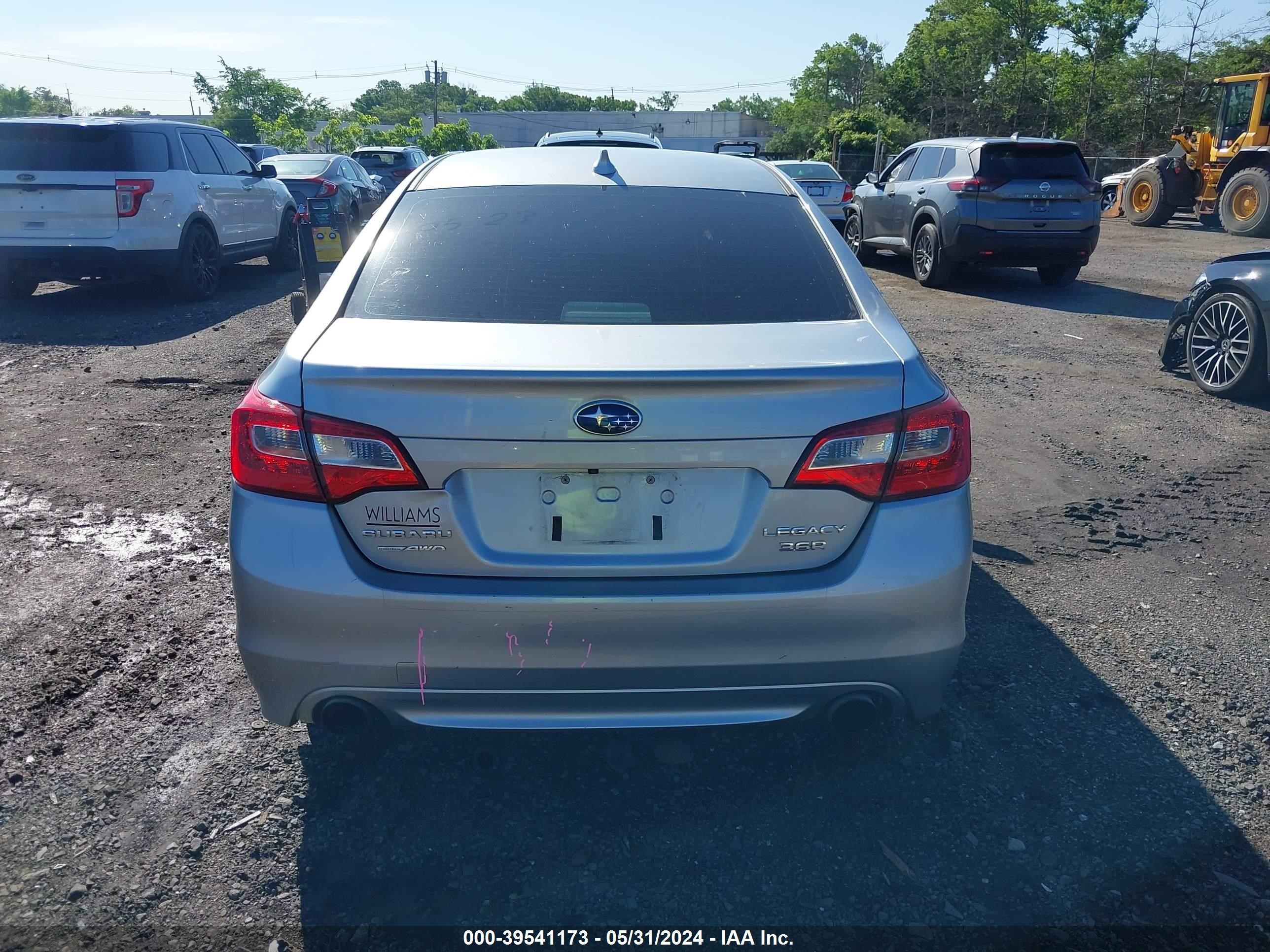 Photo 15 VIN: 4S3BNEN68G3043899 - SUBARU LEGACY 