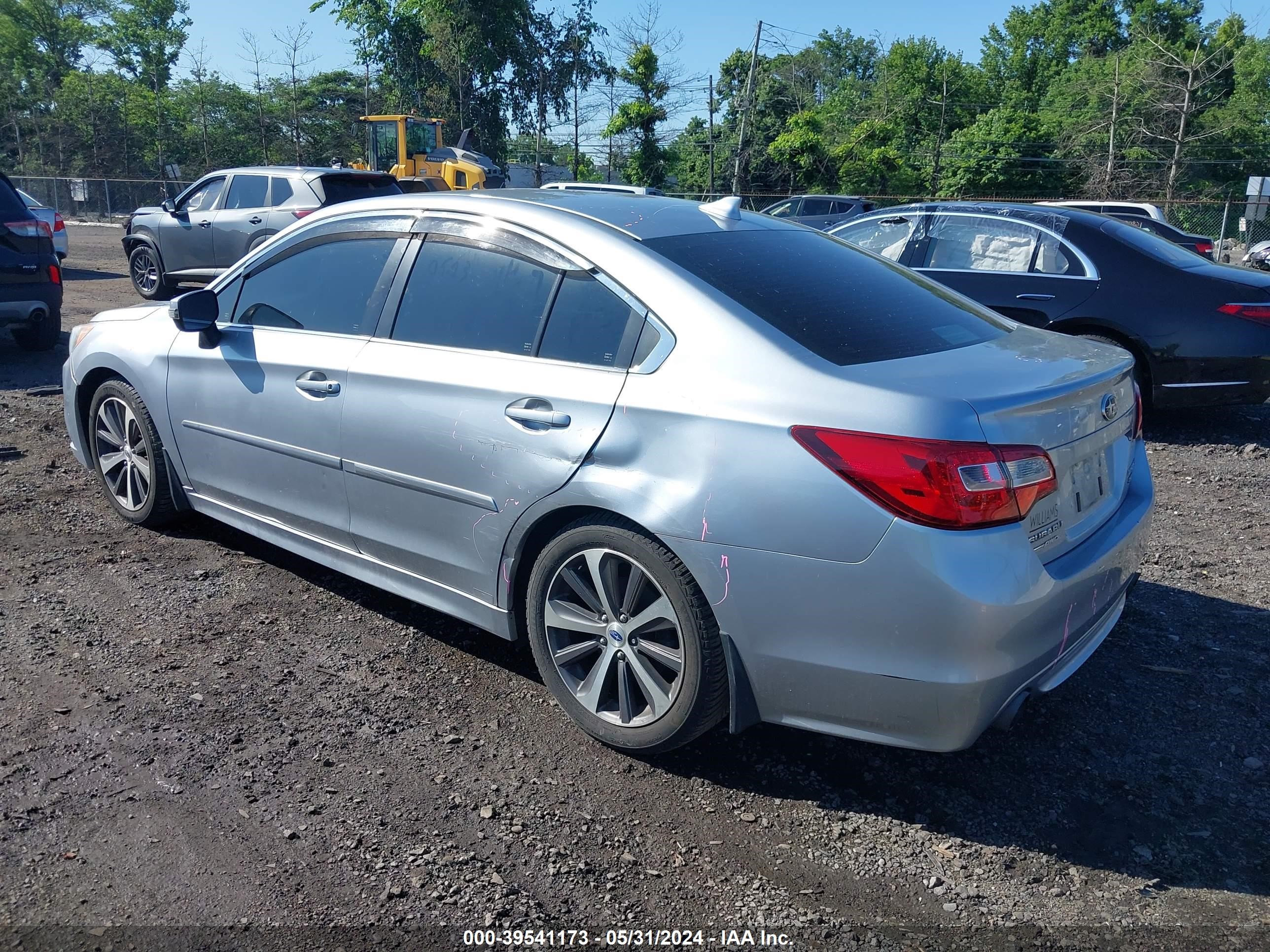 Photo 2 VIN: 4S3BNEN68G3043899 - SUBARU LEGACY 