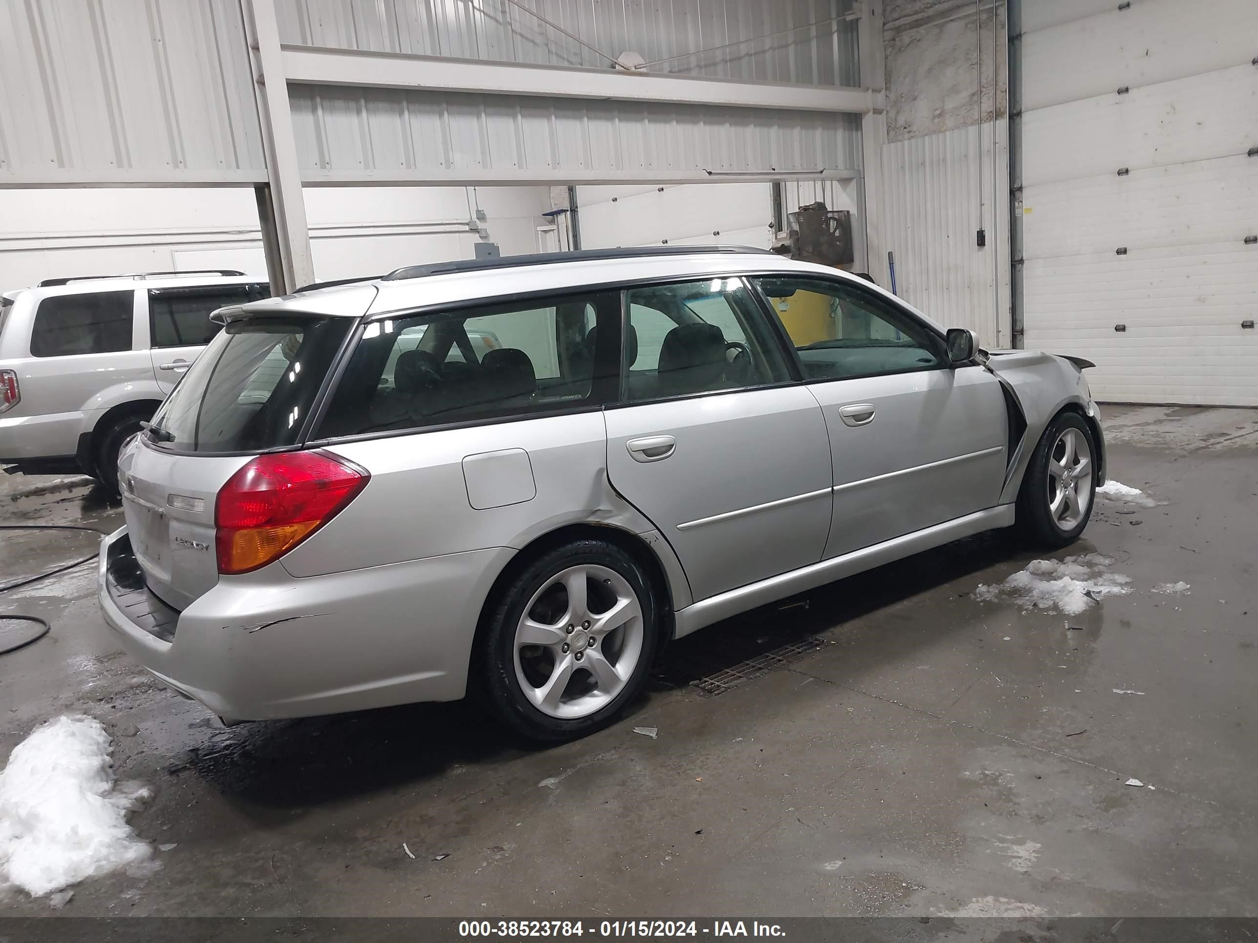 Photo 3 VIN: 4S3BP626867334009 - SUBARU LEGACY 