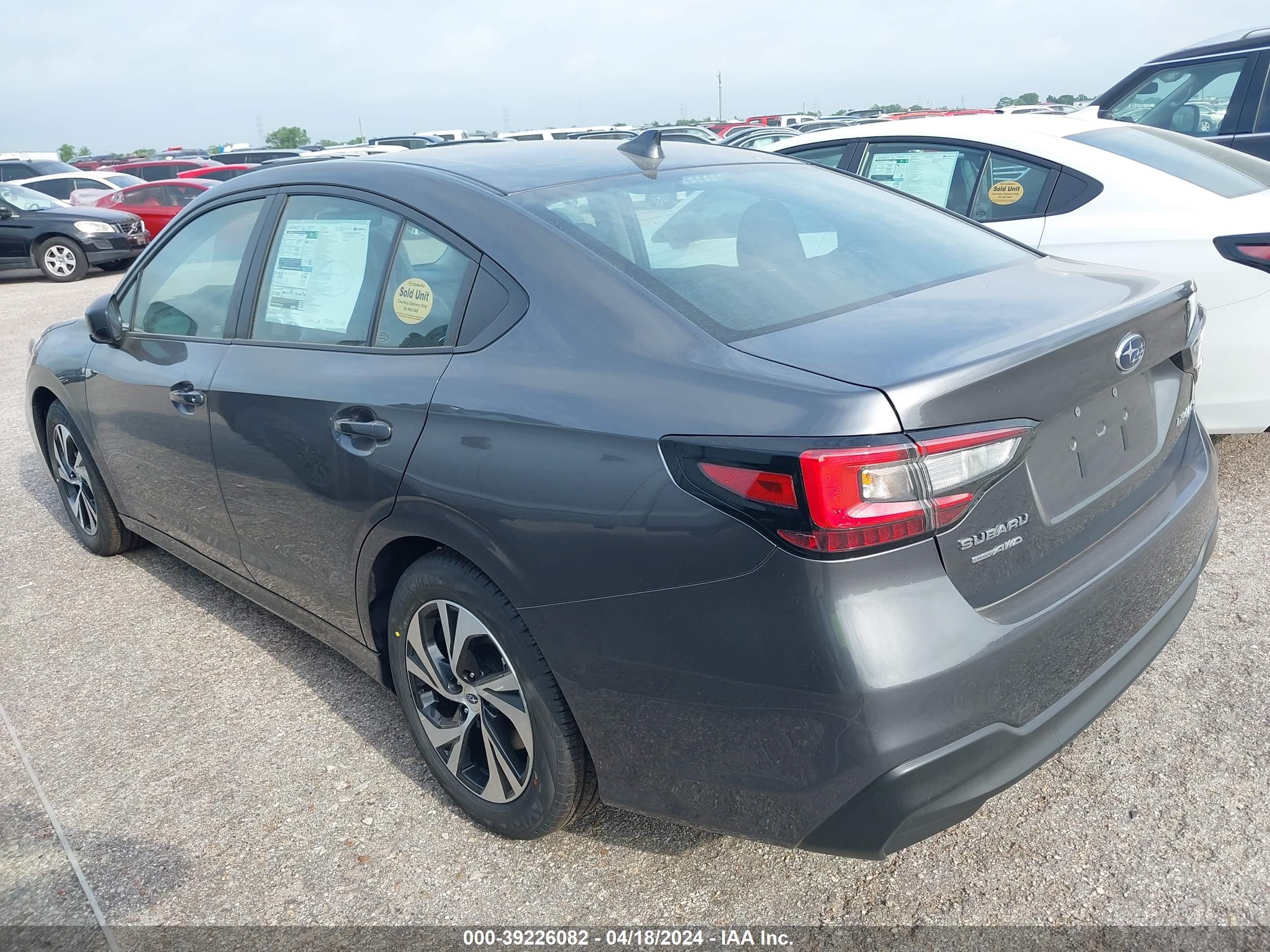 Photo 2 VIN: 4S3BWAB61R3025774 - SUBARU LEGACY 