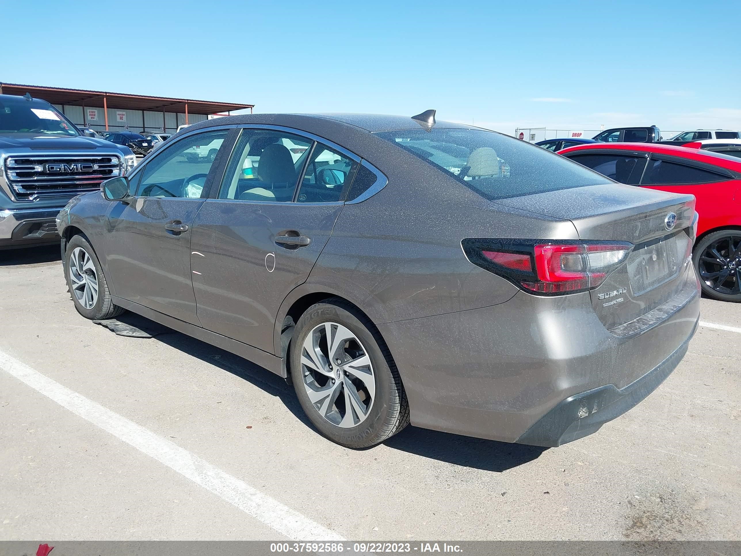 Photo 2 VIN: 4S3BWAC63N3013120 - SUBARU LEGACY 