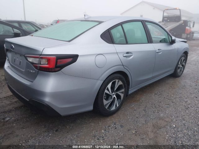 Photo 3 VIN: 4S3BWAC65R3018745 - SUBARU LEGACY 