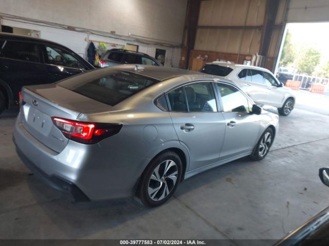 Photo 3 VIN: 4S3BWAC68M3015234 - SUBARU LEGACY 