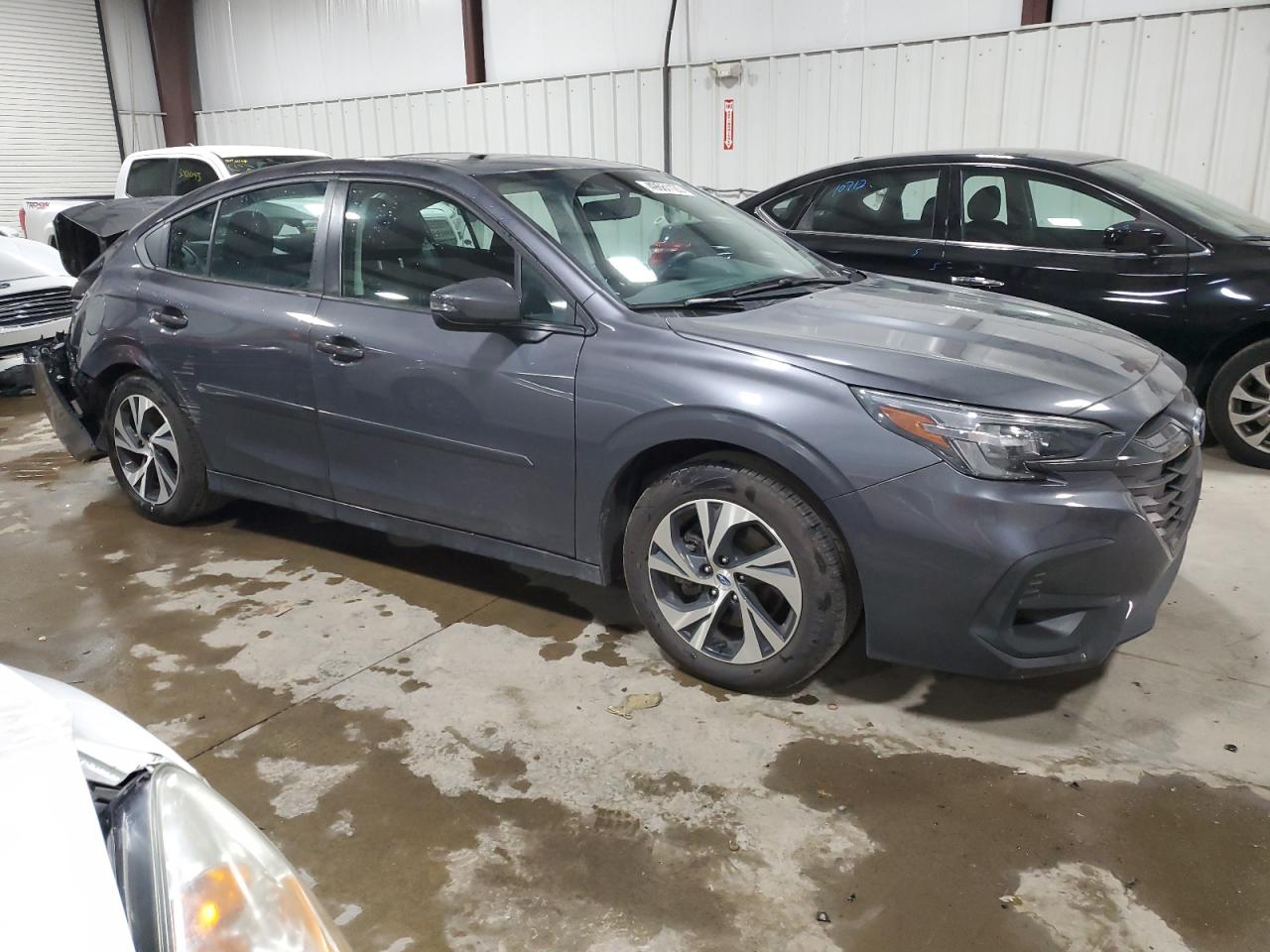 Photo 3 VIN: 4S3BWAF60P3007158 - SUBARU LEGACY 