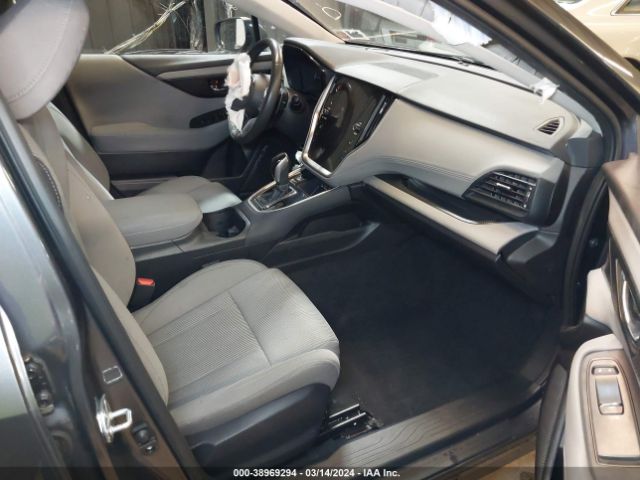 Photo 4 VIN: 4S3BWAF64P3010516 - VOLKSWAGEN PASSAT 