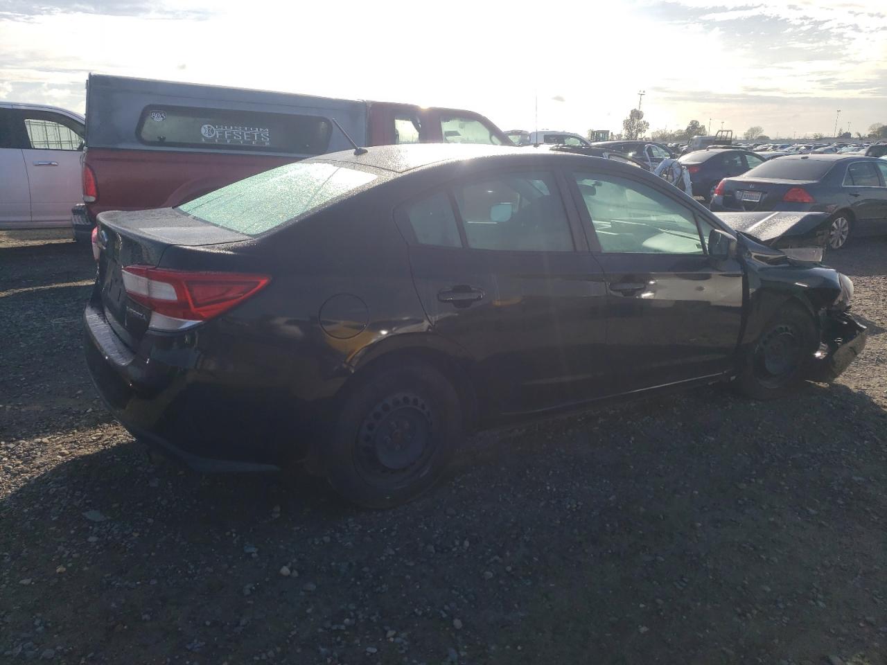 Photo 2 VIN: 4S3GKAA61J3603802 - SUBARU IMPREZA 