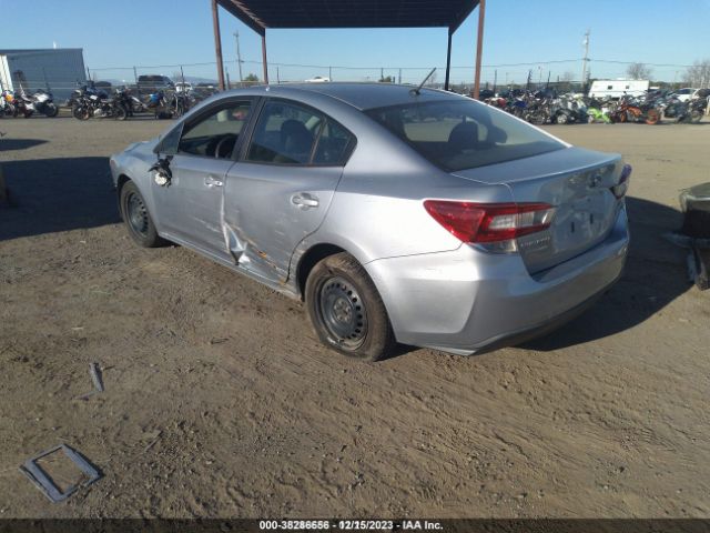 Photo 2 VIN: 4S3GKAA61J3603914 - SUBARU IMPREZA 