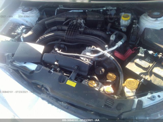 Photo 9 VIN: 4S3GKAA61J3611995 - SUBARU IMPREZA 