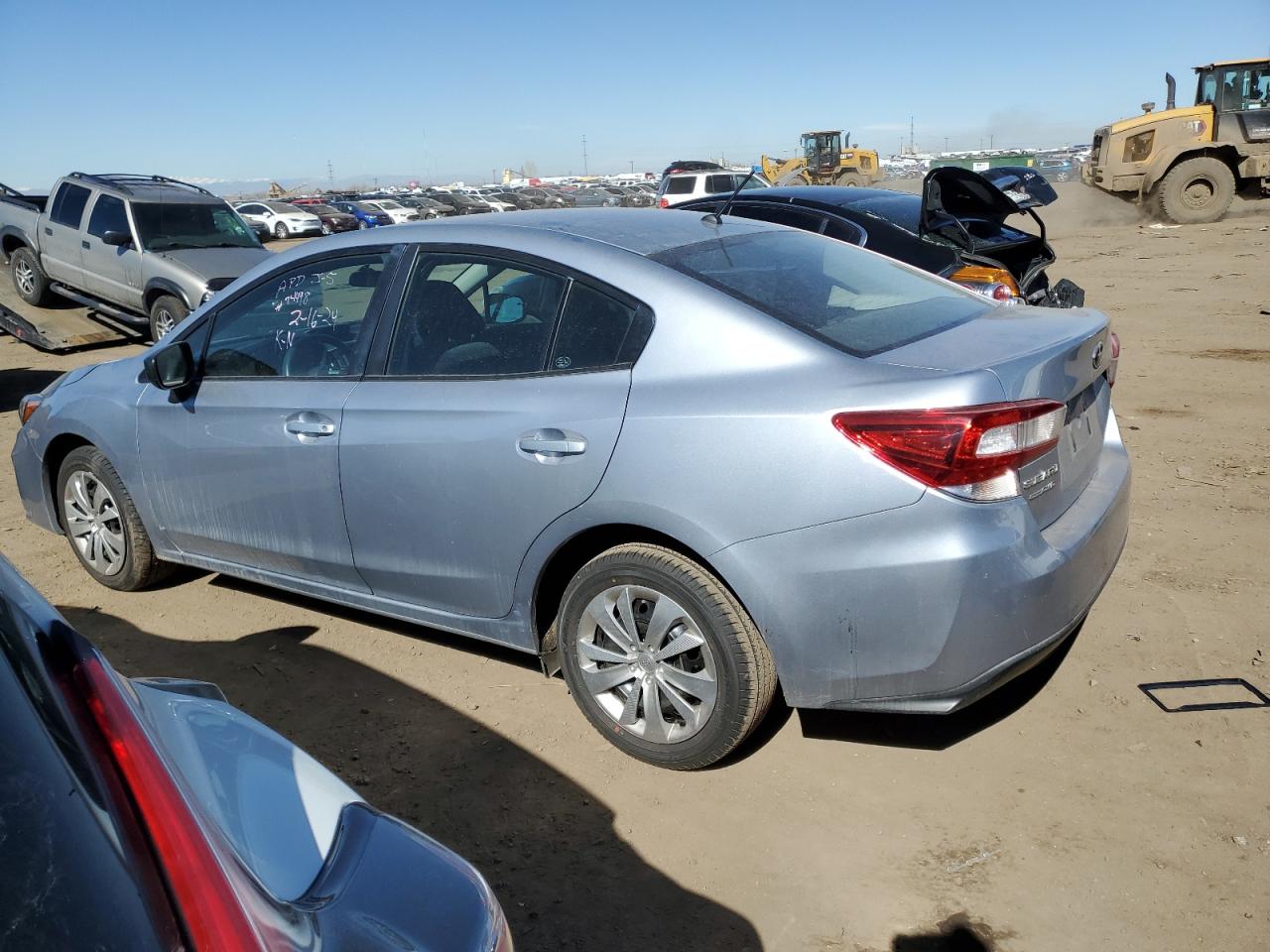 Photo 1 VIN: 4S3GKAA61J3623208 - SUBARU IMPREZA 