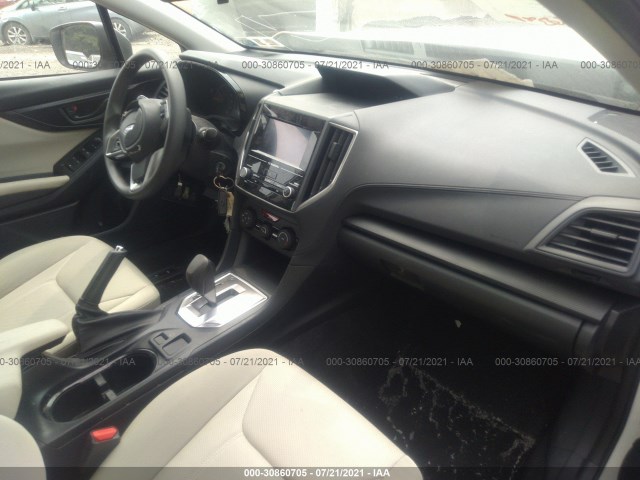 Photo 4 VIN: 4S3GKAA61K3626966 - SUBARU IMPREZA 