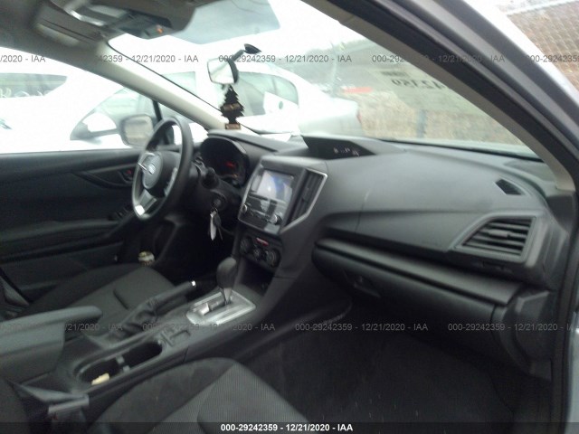 Photo 4 VIN: 4S3GKAA63K3628668 - SUBARU IMPREZA 