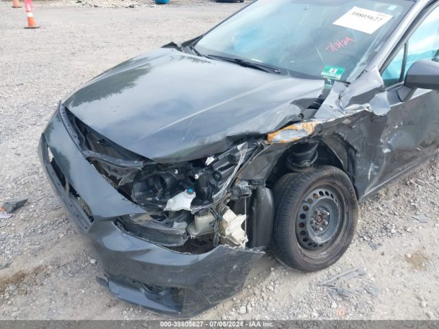 Photo 5 VIN: 4S3GKAA65J3613457 - SUBARU IMPREZA 