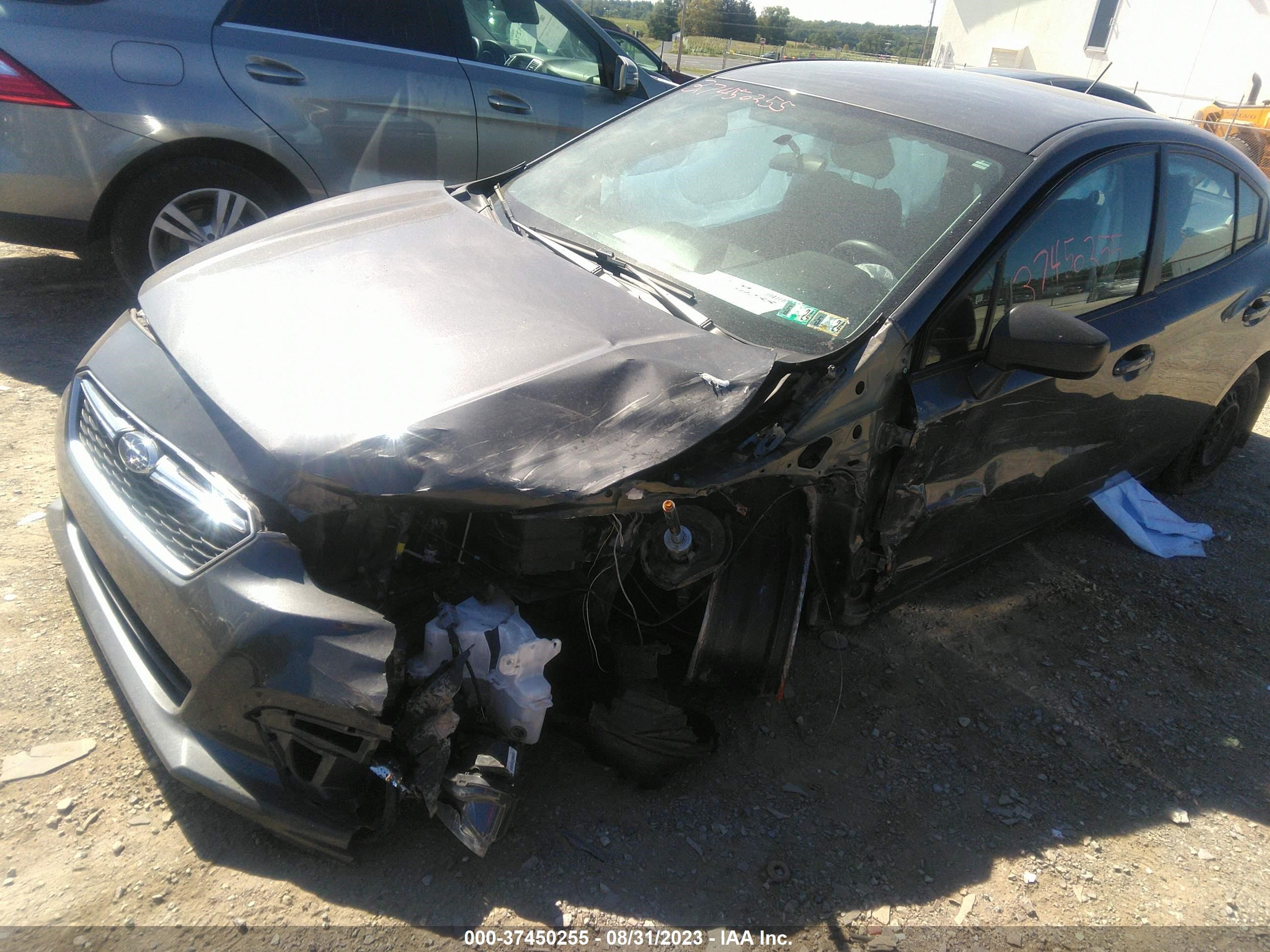 Photo 5 VIN: 4S3GKAA66K3627028 - SUBARU IMPREZA 