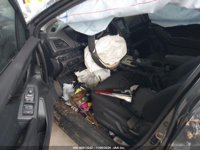 Photo 4 VIN: 4S3GKAA67J3607837 - SUBARU IMPREZA 