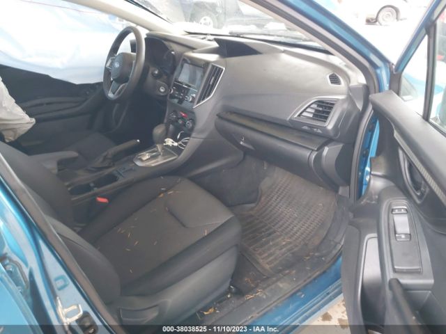 Photo 4 VIN: 4S3GKAA67J3611256 - SUBARU IMPREZA 