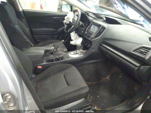 Photo 4 VIN: 4S3GKAA67K3622937 - SUBARU IMPREZA 