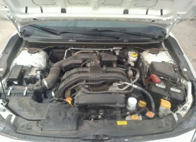 Photo 9 VIN: 4S3GKAA69J3620217 - SUBARU IMPREZA 