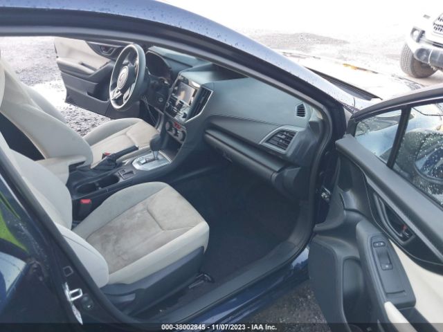 Photo 4 VIN: 4S3GKAA69K3606710 - SUBARU IMPREZA 