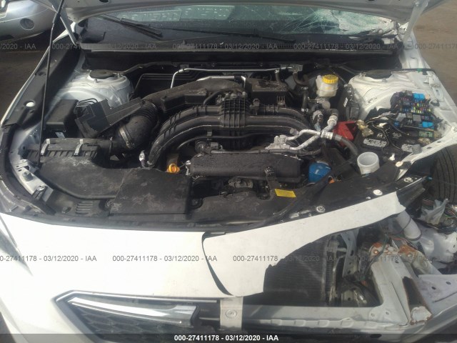 Photo 9 VIN: 4S3GKAA6XK3622138 - SUBARU IMPREZA 