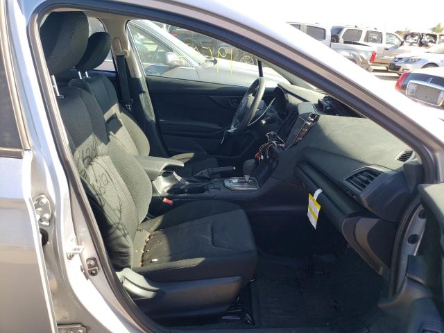 Photo 4 VIN: 4S3GKAB60K3611759 - SUBARU IMPREZA 