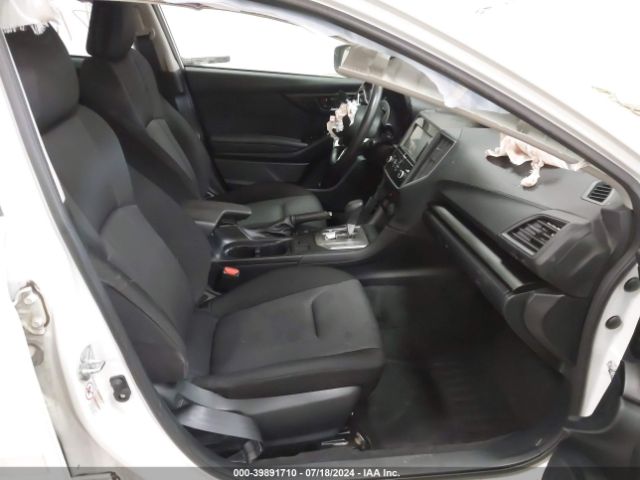 Photo 4 VIN: 4S3GKAB62L3608475 - SUBARU IMPREZA 