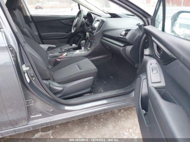 Photo 4 VIN: 4S3GKAB65J3609214 - SUBARU IMPREZA 