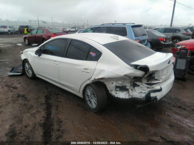 Photo 2 VIN: 4S3GKAB66J3605947 - SUBARU IMPREZA 