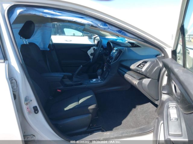 Photo 4 VIN: 4S3GKAB68H3620430 - SUBARU IMPREZA 