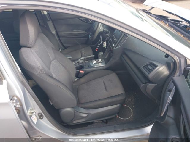 Photo 4 VIN: 4S3GKAB68L3602602 - SUBARU IMPREZA 