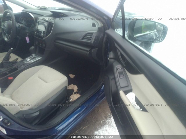 Photo 4 VIN: 4S3GKAB69J3608728 - SUBARU IMPREZA 