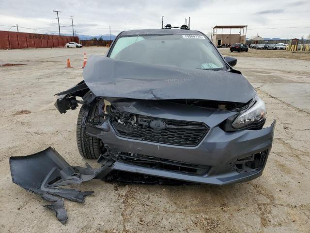 Photo 4 VIN: 4S3GKAB6XH3602852 - SUBARU IMPREZA 