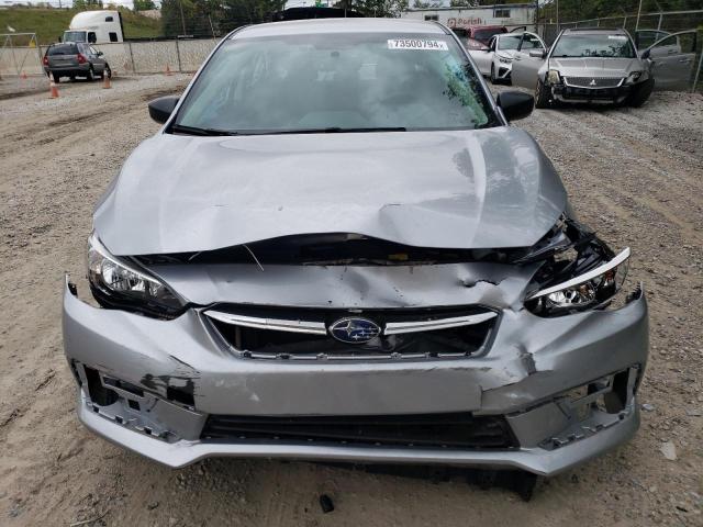 Photo 4 VIN: 4S3GKAB6XM3604515 - SUBARU IMPREZA 