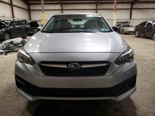 Photo 4 VIN: 4S3GKAB6XN3605665 - SUBARU IMPREZA 