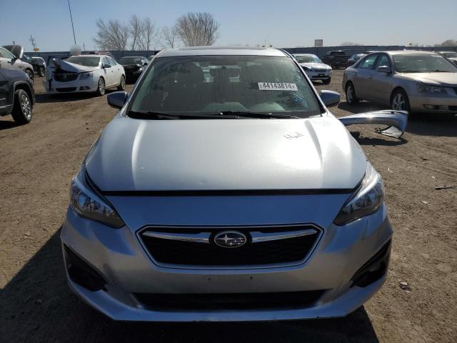 Photo 4 VIN: 4S3GKAD64J3614417 - SUBARU IMPREZA 