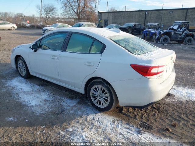 Photo 2 VIN: 4S3GKAD65J3623000 - SUBARU IMPREZA 