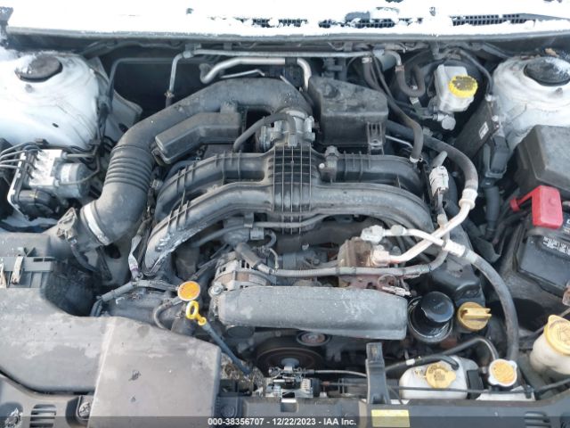 Photo 9 VIN: 4S3GKAD65J3623000 - SUBARU IMPREZA 