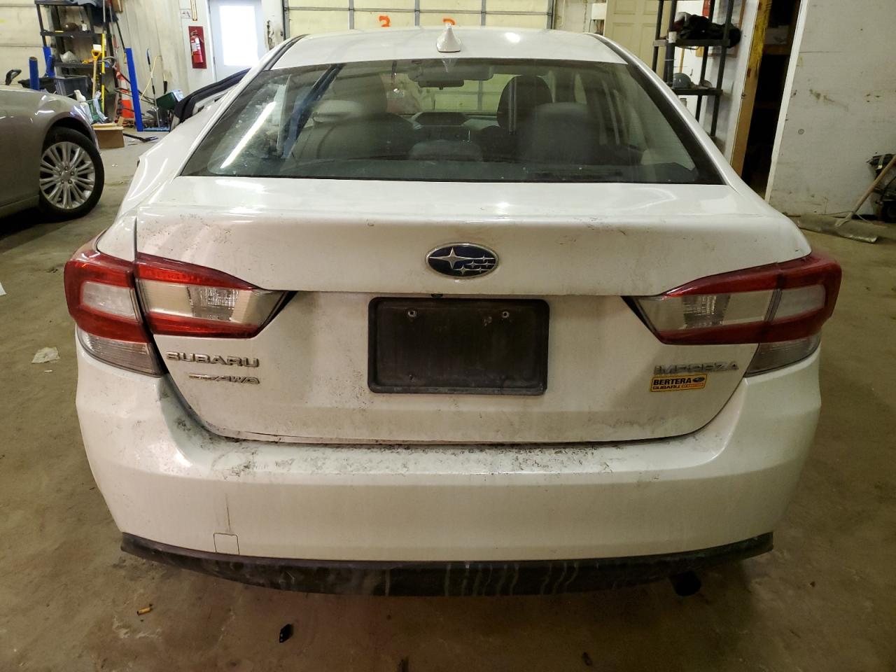 Photo 5 VIN: 4S3GKAD67N3601442 - SUBARU IMPREZA 