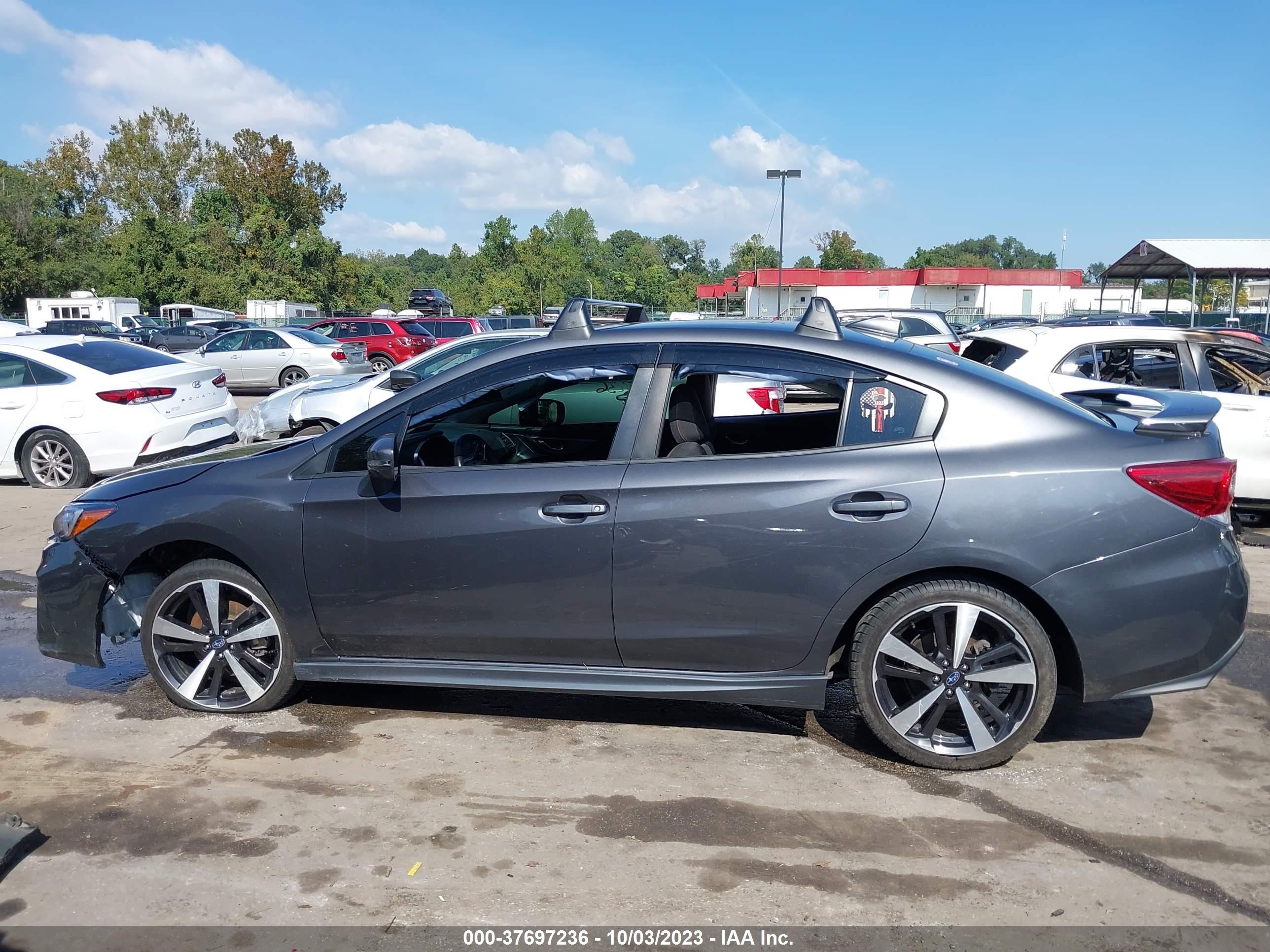 Photo 13 VIN: 4S3GKAJ62K1607886 - SUBARU IMPREZA 