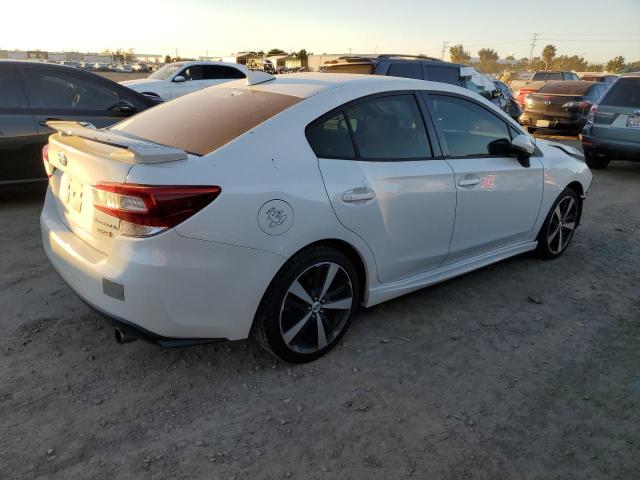 Photo 2 VIN: 4S3GKAK6XH3614659 - SUBARU IMPREZA 